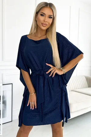 Numoco Elegantní lesklé šaty NICOLA s opaskem - Tmavě modré 287-25 dark blue