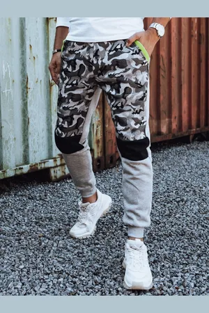 Basics from Amsterdam Světle šedé pánské tepláky s maskáčovým vzorem UX4428