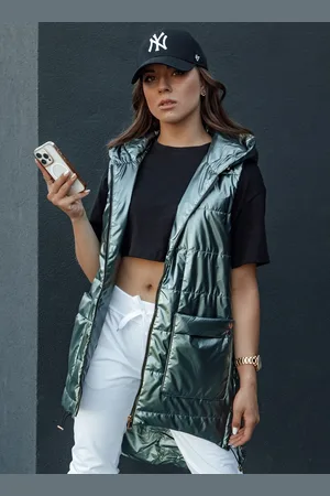 Basics from Amsterdam Lesklá prošívaná vesta s kapucí JESS TY4454