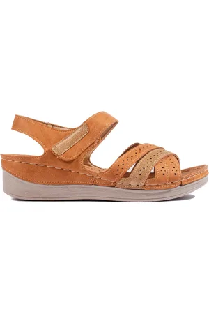 SHELOVET Hnědé sandály na suchý zip H3018C