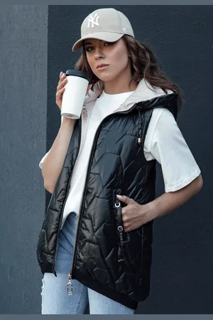 Basics from Amsterdam Černá lesklá dámská prošívaná vesta s kapucí COLINE TY4462