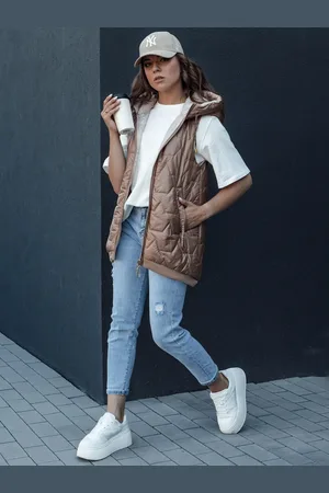 Basics from Amsterdam Tmavě zlatá dámská dlouhá prošívaná vesta s kapucí COLINE TY4461