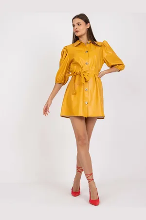 Basics from Amsterdam Žluté koženkové šaty s páskem -LK-SK-508478.64P-yellow