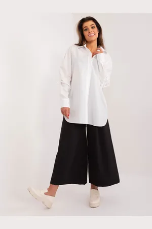 Basics from Amsterdam Bílá delší oversize košile LK-KS-509529.13-white