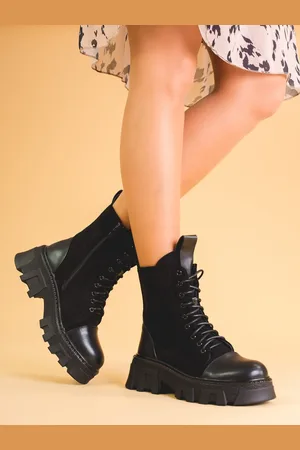 SHELOVET Dámské černé šněrovací workery GD-XR-626B