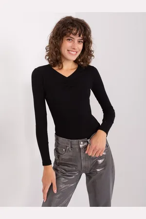 BASIC FEEL GOOD Černé žebrované tričko s výstřihem RV-BZ-9210.73-black