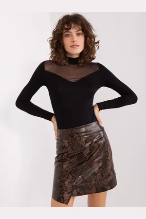 BASIC FEEL GOOD Černé tričko s průsvitnými zády -RV-BZ-9203.87P-black