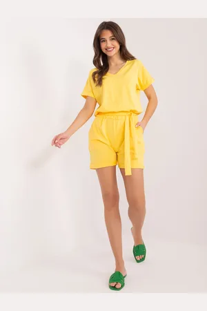 RELEVANCE Žlutý kraťasový overal s páskem RV-KO-7915.66-yellow