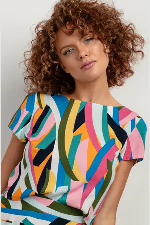 Tessita Barevný dámský top z viskózy s abstraktním vzorem T408 - colorful wave Rozmiar: 3XL