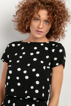 Tessita Černý dámský top z viskózy s bílými puntíky T408 - white dots Rozmiar: 3XL