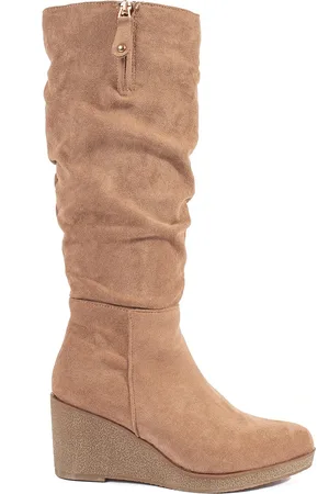 SHELOVET Béžové semišové dámské kozačky na klínku, podpatek 7,5 cm 2772C