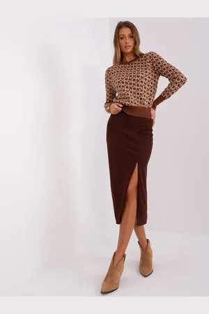 Basics from Amsterdam Tmavě hnědá sukně s rozparkem LK-SD-509445.72P-dark brown
