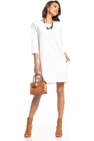 Tessita Dámské bílé šaty s elegantními nabírkami a kapsami T326 - white Rozmiar: 3XL