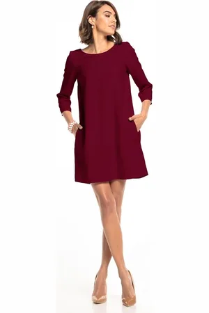 Tessita Dámské bordové šaty s elegantními nabírkami a kapsami T326 - burgundy Rozmiar: 3XL