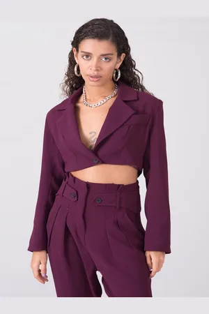 By Sally Tmavě fialové dámské krátké sako pod prsa -purple