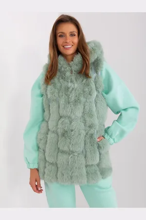 Italy Moda Pistáciová chlupatá vesta s kapucí AT-KZ-2379.96P-pistachio