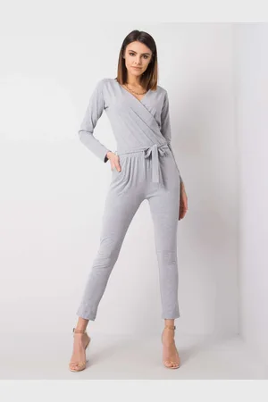 RELEVANCE Šedý overal se zavinovacím výstřihem Patrizie RV-KO-5791.44-light grey