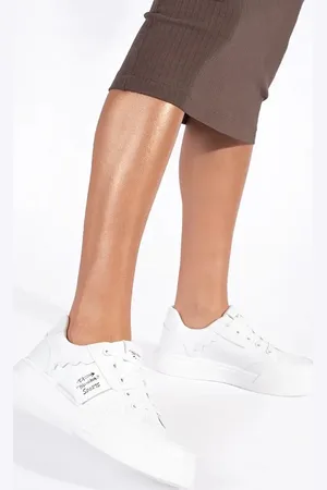 SHELOVET Bílé klasické sneakersy na platformě BL511W