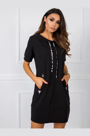 RUE PARIS Černé dámské šaty s kapsami RV-TU-R4860.06-black