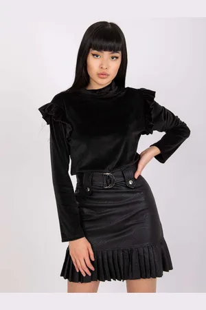 Italy Moda Černé dámské velurové tričko s volánky DHJ-BZ-6533B.85-black
