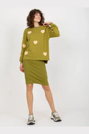 Fancy Olivový komplet šaty na ramínka a svetr se srdíčky FA-KMPL-8317.22-olive