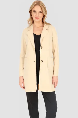 Perso Béžový dámský elegantní krátký kabát s kapsami BLE 251010 F - beige