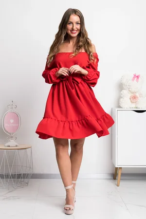 Mia Dresses Červené krátké šaty spuštěny na ramena