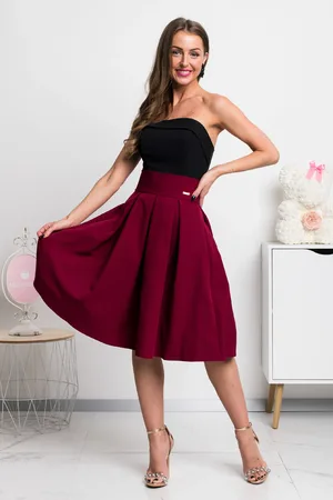 Mia Dresses áčková krátká sukně