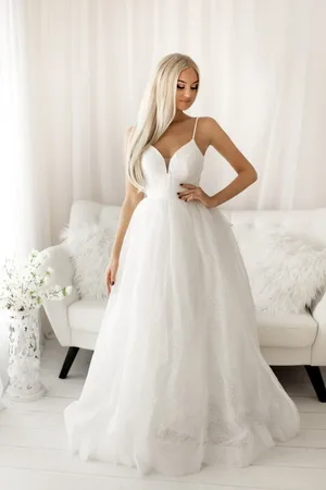 Mia Dresses Bílé třpytivé šaty na ramínka