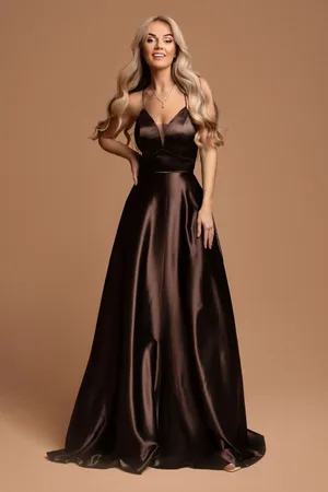 Mia Dresses Hnědé lesklé šaty na ramínka