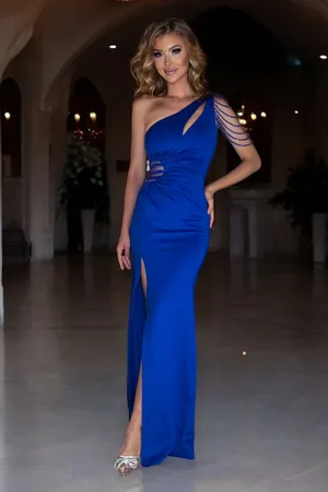 Mia Dresses Modré přiléhavé šaty s korálky