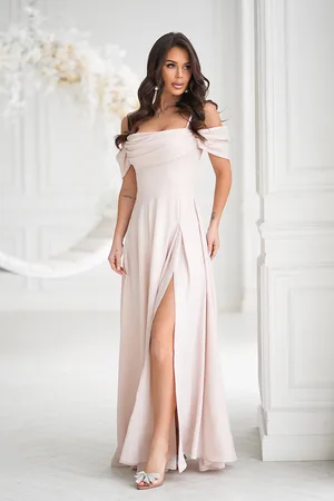 Mia Dresses Béžové třpytivé šaty spuštěné na ramena