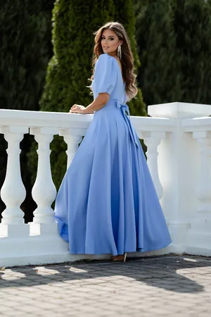 Mia Dresses Světle modré společenské šaty s balonovými rukávy