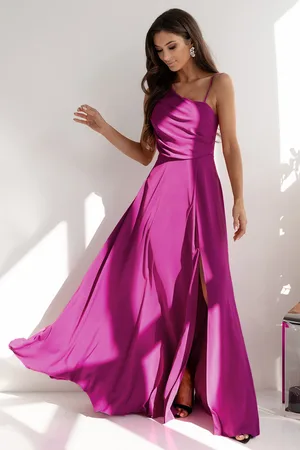 Mia Dresses Fialové společenské šaty s odhalenými zády