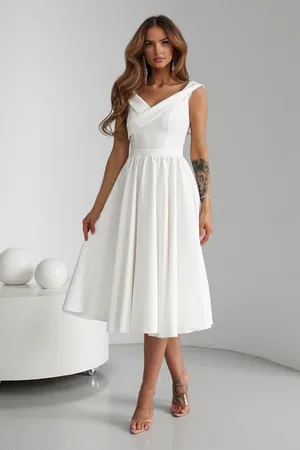 Mia Dresses Bílé áčkové midi šaty