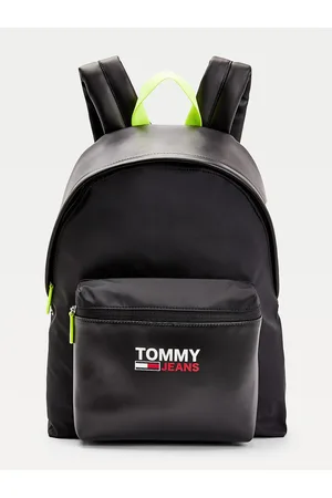 Tommy Hilfiger Pánský černý batoh Campus