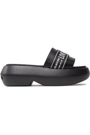 Moschino Nazouváky