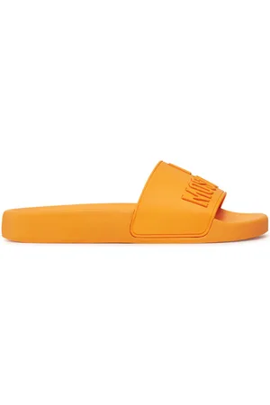 Moschino Nazouváky