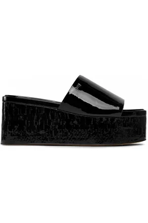 DKNY Nazouváky