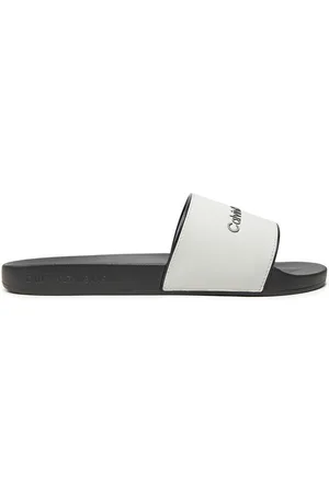 Calvin Klein Nazouváky