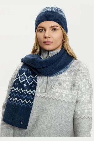 Guess Set čepice a tunelová šála