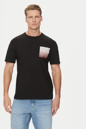 Calvin Klein T-Shirt