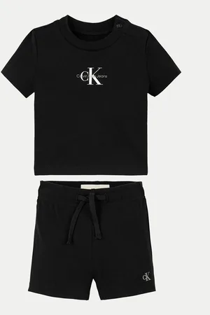 Calvin Klein Sada T-shirt a šortky