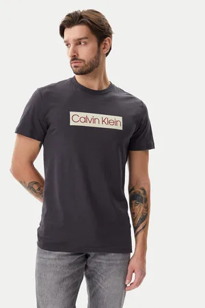 Calvin Klein T-Shirt