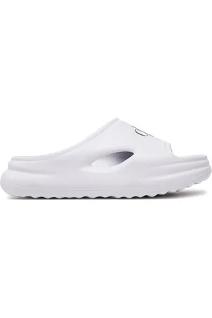 Calvin Klein Nazouváky
