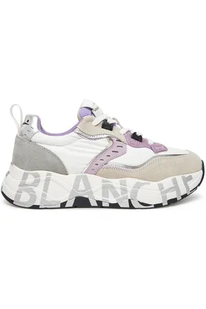 Voile blanche Sneakersy