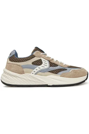 Voile blanche Sneakersy