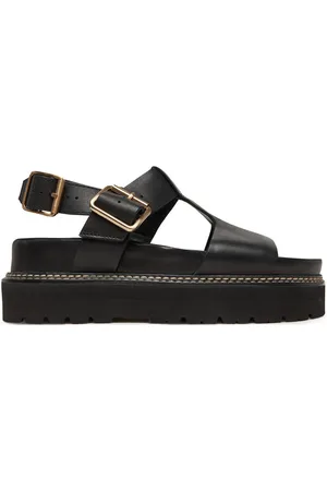 Clarks Sandály