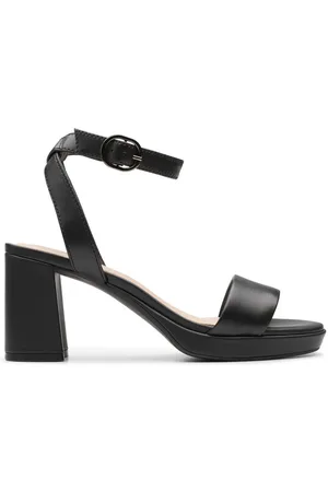 Clarks Sandály