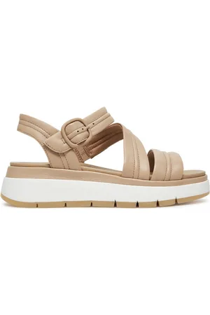 Clarks Sandály